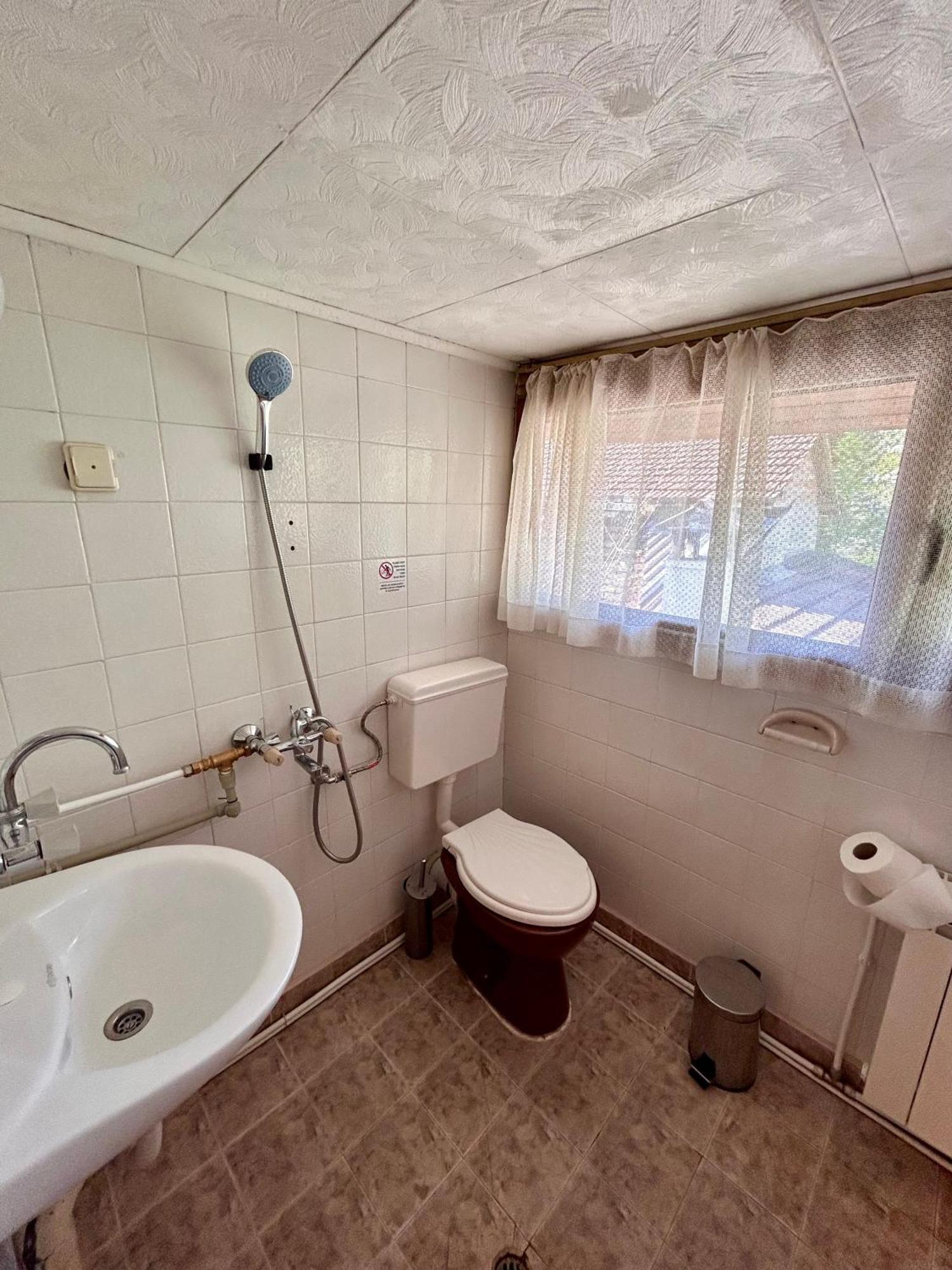 Luylyana Guesthouse Ribarica Zewnętrze zdjęcie